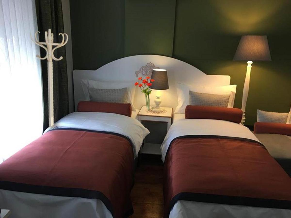 Away Hotel Istanbul Bagian luar foto
